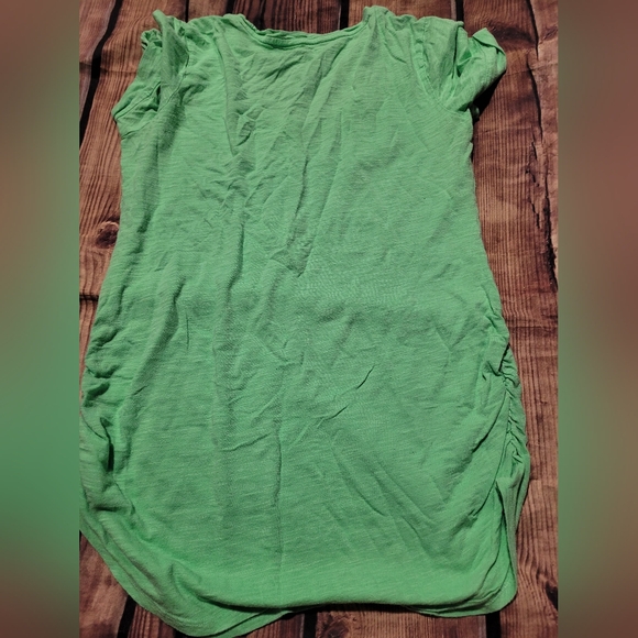 2 For $6) Green Women's Top - Picture 4 of 4